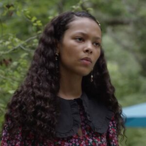 Kyliegh Curran Instagram - TOMORROW… a very violent puppet makes a comeback at 8:00 pm EST on @disneychannel #secretsofsulphursprings