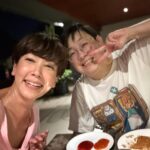 Kym Ng Instagram – Thank you @chenhanwei1969 for being such a wonderful host last night – from arranging a beautiful venue (with food and drinks), to planning the games and lucky draw segments, to getting great prizes (with the support from @yvonnelim928 )
Really grateful to our Executive Producer Doreen for making this #wrapparty possible 💕
Thank you to all of you last night for the fun and laughter 🥰🥰🥰 What a sweet and memorable ending to #天公疼憨人 ❣️❣️❣️
#Sentosa @rumoursbeachclub