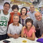 Kym Ng Instagram – #天公疼憨人 – 我的首部  #方言剧 – 拍了将近3个月，我 收工啦 💕 
虽然这已是第三次与 @chenhanwei1969 在同一部剧，但其实这次，才是真正的合作❣️原来这位#视帝 好会照顾人💗 除了对工作认真、投入，还常常想出各种点子，让自己 和对手的角色 更生动，完全不自私❤️❤️❤️ 
@yvonnelim928 也时不时在剧组挥洒#母爱 – 永远不忘带东西给大家吃，请吃饭，要不就亲自下厨 ❤️❤️❤️
很庆幸有这么棒又温暖的团队：从监制, 到导演, 到助导美眉们, 到摄制组; 和众演员们, 感谢大家都这么用心，卖力 💪🏻💪🏻💪🏻
Gonna miss all of you so much ❤️❤️❤️