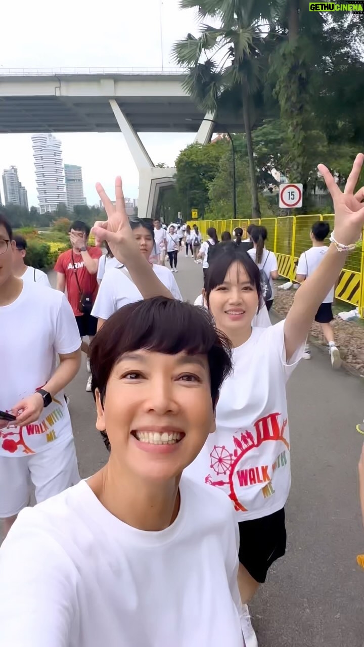 Kym Ng Instagram - a beautiful Sunday morning โ๏ธat the #WalkWithMe fundraiser organized by HCA Hospice to normalise and raise awareness of palliative care, through the celebration of life and lives well-lived ๐ @hcahospice