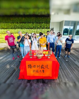 Kym Ng Instagram - #陪你到最后 昨天开镜 🎬 #开工大吉 🥳🥳🥳
#TillTheEnd #MediacorpTillTheEnd #mediacorp @mewatch.mediacorp @mediacorp.re.dian