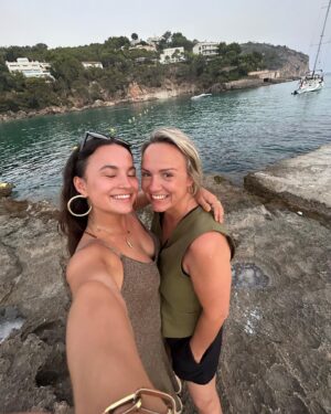 Kyra Isako Smith Instagram - 🧡 met mamsiii