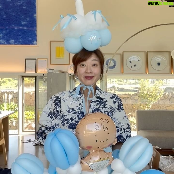 Kyung Soo-jin Instagram - 울 언니 베샤파티🩵 닉스야 곧 보자!!!!!! 균마카세 덕분에 클라스가 달라짐 ㅋㅋㅋ 역시 최고!!!리스펙!!!👍🏻👍🏻👍🏻