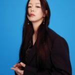 Kyung Soo-jin Instagram – 하퍼스바자 7월호💙
형사록 시즌2 맴버들과 화보 찍었어요.
다소 다른 모습에 화기애애 하게 찍었습니다.
재밌는 작업 또 같이 했네요!✨✨✨
@harpersbazaarkorea 
photoby @jdzcity