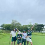 Kyung Soo-jin Instagram - 행복했다 증맬루 근데 애들아 다리가 그렇게 길 일이야…난 무조건 앉아야…🤣 @malbongolf.kr