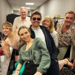 Léa François Instagram - « Les guêpes » arrivent bientôt au milieu de leur tournée 🐝 Merci @artzala_prod @monsieurtheatre pour cette merveilleuse aventure ♥️ Et MERCI à vous tous de remplir tous ces beaux théâtres 🎭 Swipe jusqu’à la dernière photo pour voir les dates qu’il nous reste! De nouvelles se sont ajoutées, tu viens? 😃 #lesguepes #theatre #entournée