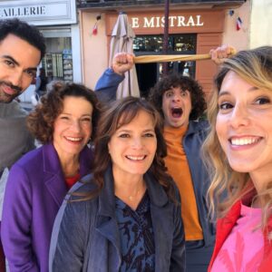 Léa François Instagram - Jour J… on est passé par tant de phases ces derniers mois.. je me suis refais le film 100 fois et ça y est… il est entre vos mains le film… ça valait bien un petit album photo.. le tout premier de cette nouvelle aventure… 
À toi Michel, à toi Marwan, à vous qui êtes dans chacune de mes respirations et dans chacune de ces images… 🤍

#pblvepb #pblv