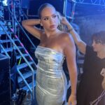 Léa Haddad Instagram - Je suis trop fier d’avoir chanté mon single « plus fort » devant 10k personnes je vis vraiment un rêve éveillé. Merci d’être de plus en plus nombreux chaque jour. Hâte de partager la suite avec vous @tf1 @lachansondelannee Stylisme @baud_jerome @redaramdani_ Make up @melissasoukeyna Hair @fatoudidmyhair