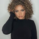 Léa Haddad Instagram – Watch me 💜