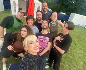 La Zarra Instagram - Fun time 🙆🏼‍♀️

Merci Saint-Dizier, j’ai passé un super moment avec vous! ♥️ @musicaletefest 

Merci à mon équipe de me suivre dans de folles aventures, je suis heureuse de pouvoir partager ces moments avec vous 🙏🏼♥️

🥁 @victorsingerdrums 
🎸 @_bolderaf 
Bass and 🎹 @romainlabaye 
🔊 @adrienmauroux @raphaelmaitrat 
Backliner @picoooliiiiinaaa_1.0 

Hair @paulinebrunel 
Makeup @alexiamzallag 
Nails @nails_or_claws