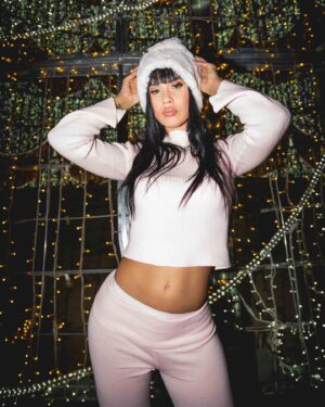 La Zowi Instagram - Yo os amo todo el año🤍