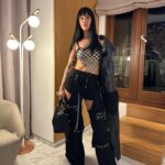 La Zowi Instagram - 🖤