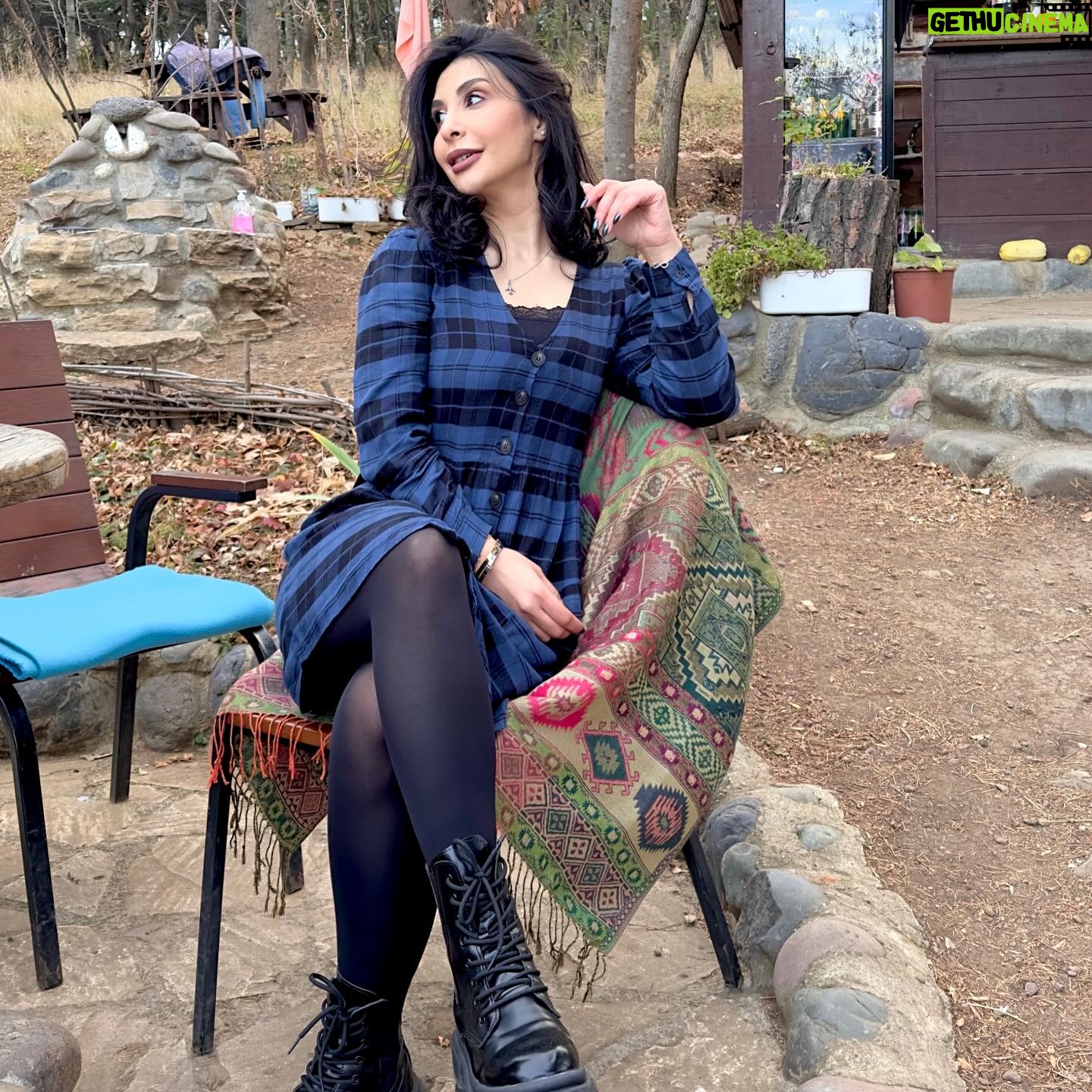 Laala Hazim - 3 Likes - وانا في طريقي لفعل الا شئ 🤍🪐