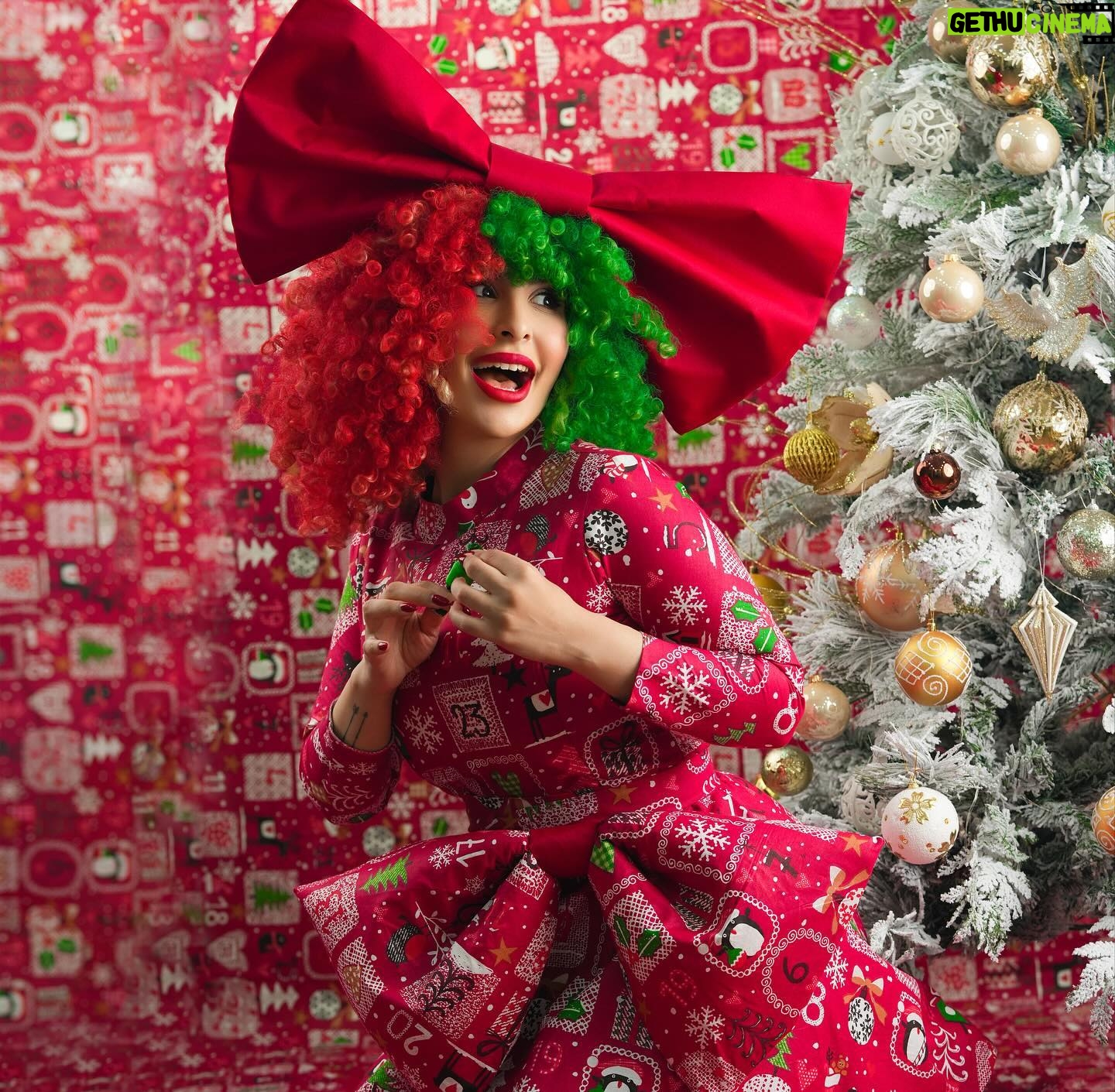 Laala Hazim - 768 Likes - Ho .. Ho .. Ho @siamusic stylist @baqir_chasib