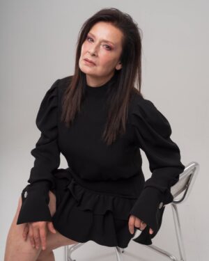Laçin Ceylan Instagram - Siyah 
#black 
#schwarz 
#actor 
#laçinceylan 
#life 
#actorlife