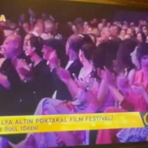 Laçin Ceylan Instagram - 59. Antalya Altın Portakal Film Festivali rüzgar gibi geçti
teşekkürler Antalya ❣️
#antalyafilmfestivali #altınportakalfilmfestivali #altınportakal