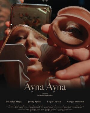 Laçin Ceylan Instagram - #AynaAyna ❣️ filmimiz 🎥 
Antalya Film Festivali nde 
3 Ekim ilk gösterimine başlıyor @aynaayna_mirrormirror  #mirrormirrorfilm 
#belminsöylemez #şenayaydın #manolyamaya #laçinceylan 
#haşmettopaloğlu 
#mirrormirror #cinema #film #filmfestival #antalyafilmfestivali