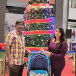 Lahari Arundhati Vishnuvazhala Instagram - Merry Christmas 🎅 🎄 ❤️ ♥️ guys Our little one's 1st Christmas 🎄 💕 Creating memories ✨️ 💖 🤩