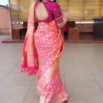 Lahari Arundhati Vishnuvazhala Instagram - 🥰😍🤩 💃 💃 💫 ✨️ . Saree: @banaras_gallery_hyd Blouse: @aparnastrendyfashion Bangles: @dsilkthreads