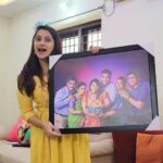 Lahari Arundhati Vishnuvazhala Instagram - Heeyyyy navyatha- @indias_customised_gifts tqqqq for surprise us with this beautiful family frame 😍😍 Best Memory 😍 with our little one😍 . . Guys get all types of customised gifts from @indias_customised_gifts By Navyatha. WhatsApp - 8639002571 @indias_customised_gifts
