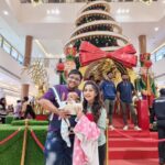 Lahari Arundhati Vishnuvazhala Instagram - Happy New Year guy's 😍🎉🎂💛✨️🎉🤩💕🎄♥️🎅💐Our little ones 1st New Year ❤️