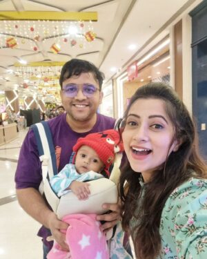 Lahari Arundhati Vishnuvazhala Instagram - Happy New Year guy's 😍🎉🎂💛✨️🎉🤩💕🎄♥️🎅💐Our little ones 1st New Year ❤️