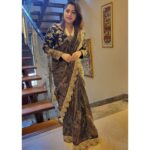 Lahari Arundhati Vishnuvazhala Instagram - 🖤🖤. Saree: @kanchi_sarees_byanvi Jewellery: @sparklesbyswathi
