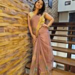 Lahari Arundhati Vishnuvazhala Instagram - 😍🥰🤩 Saree & blouse : @parikinii