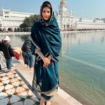 Lahoma Bhattacharjee Instagram - Days like these 🙏🏻💕🕊️ Several years ago, I stood in this very spot, taking in my last views of the Sri Harmandir Sahab, before I headed home. It left a small emptiness in my heart that yearned to be back. Today, I feel grateful to be back to this most blessed space. #GoldenTemple #SriHarmandirSahib