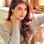 Lahoma Bhattacharjee Instagram – Once upon a sun kissed winter morning 🍯 

portraits by @iamsudiptachanda 
hair & makeup by @muabhattacharjee