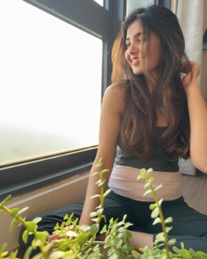 Lahoma Bhattacharjee Instagram - Hazy winter afternoons 🐌