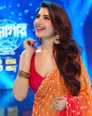Lahoma Bhattacharjee Instagram - It was absolutely surreal to be on the sets of #Dadagiri for the first time with the one and only @souravganguly 
Thank you for everything, this was truly special 🫶🏼

Thank you @avijitsen416 for always being so gracious.

Catch the Holi special on 24th March, only on @zeebanglaofficial and #Zee5.

#Dadagiri #DadagiriSeason10