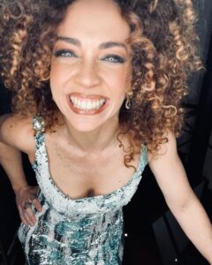 Laila Garin Most Liked Photos and Posts