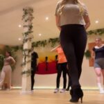 Laila Bagge Instagram - Börjat dansa igen! Så kul, ska försöka hålla i det nu och fortsätta. Det är ju alltid detta med tiden! Man hinner ju inte med allt som man vill göra. Men ska försöka prioritera dansen framöver då jag älskar det! 🎉 @urkraftdansskola