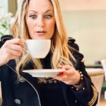 Laila Bagge Instagram - Godmorgon på er, 🤗 då är vi igång med @rixmorronzoo lagom till morgonkaffet! 🎉 Hur har er påskhelg sett ut? ❤️