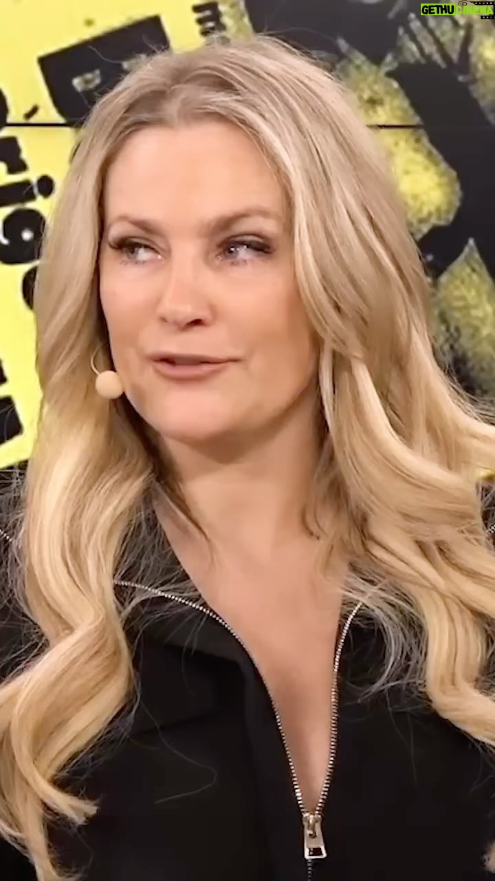 Laila Bagge Instagram - Gästade Oj, vilken vecka hos @olvan93 på Aftonbladet! Vilket var riktigt kul 🤩! In och kolla på @aftonbladet_tv