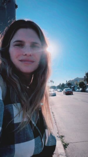 Lake Bell Instagram - Low sun, low light ✨