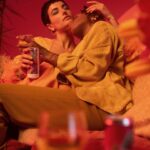 Lake Bell Instagram – Get some *skin contact* in your life. Proud to share this Orange wine and the tangerine-tinted dreamscape we built for it. We had an incredible team of female creators and multigenerational / LGBTQ  / BIPOC talent come together to make this happen.

@lakebell 
@vincint 
@taylordvasek 
@mayamused 
@simone.niamani 
@lizbarclay_