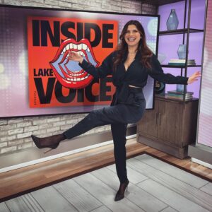 Lake Bell Instagram - The thing about me is that I know how to play it cool. 

#insidevoice 
@cbsmornings @pushkinpods 
Style: @zadrianandsarah 
Full look by: @the__sei 
Stockings: @wolford
Shoes: @biondacastana 
Jewellery: @melindamaria_jewelry