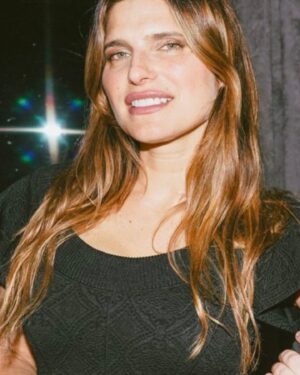 Lake Bell Instagram - Was told to look a wee bit sleepy & was assured it reads as mysterious/intentional.