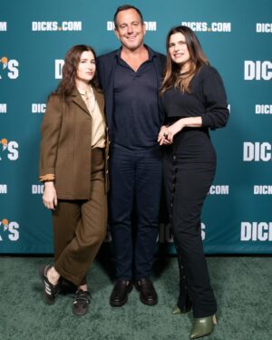 Lake Bell Instagram - Proud to be working with @dickssportinggoods foundation and #SportsMatter initiative. Proud to have written & directed these spots starring #kathrynhahn @arnettwill for a company so committed to their values & walks the walk. 💚