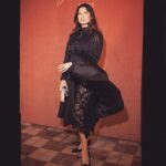 Lake Bell Instagram - Thank goodness for @rogervivier and @carolinaherrera ❤️