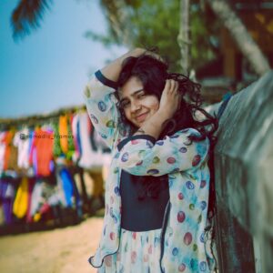 Lakshmi Unnikrishnan Instagram - Happiness🥰❤️
Team📸@nomadic_frames
