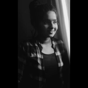 Lakshmi Unnikrishnan Instagram - Old is love❤️❤️