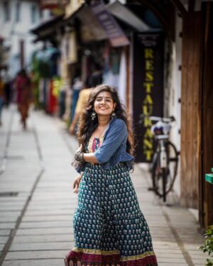 Lakshmi Unnikrishnan Instagram - ❤️❤️
📸:@girishchottanikkara
Styling: @mee_e_raa