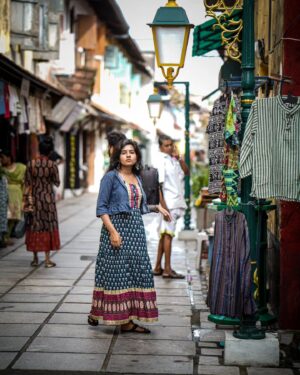 Lakshmi Unnikrishnan Instagram - ❤️❤️
📸:@girishchottanikkara
Styling: @mee_e_raa