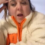 Lala Chus Instagram - En el vídeo digo que suelen ser mujeres mayores de 60 años pero en realidad, sentir odio y rabia hacia tu cuerpo y tu aspecto es algo que nos acompaña a muchas personas en cualquier edad. Hay que salir en las fotos, en los vídeos, esto son recuerdos para el futuro y para reforzar las anécdotas que podremos contar cuando seamos abuelitas, la gente que te quiere no te ve como tú crees que eres, déjate querer y hazme el favor de ponerte en la foto y crear recuerdos bonitos con tu peñita chula. ❤️❤️❤️❤️❤️❤️❤️❤️