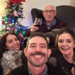 Lale Başar Instagram – Sevdiklerimizle güzel bir yıl olsun