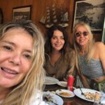 Lale Başar Instagram – Spor sonrası dostlar bizi balıkta görsün