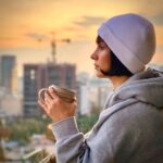 Lale Marzban Instagram - با فنجانی چای هم می توان مست شد. اگر اویی که باید باشد، باشد از: حسین پناهی